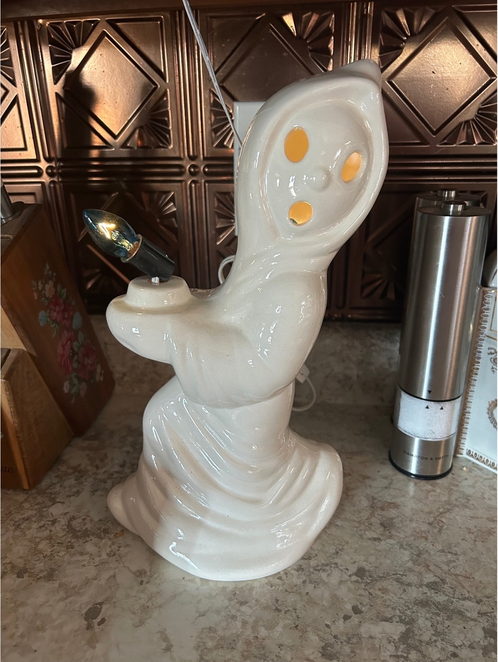 Vintage running ghost 13” light